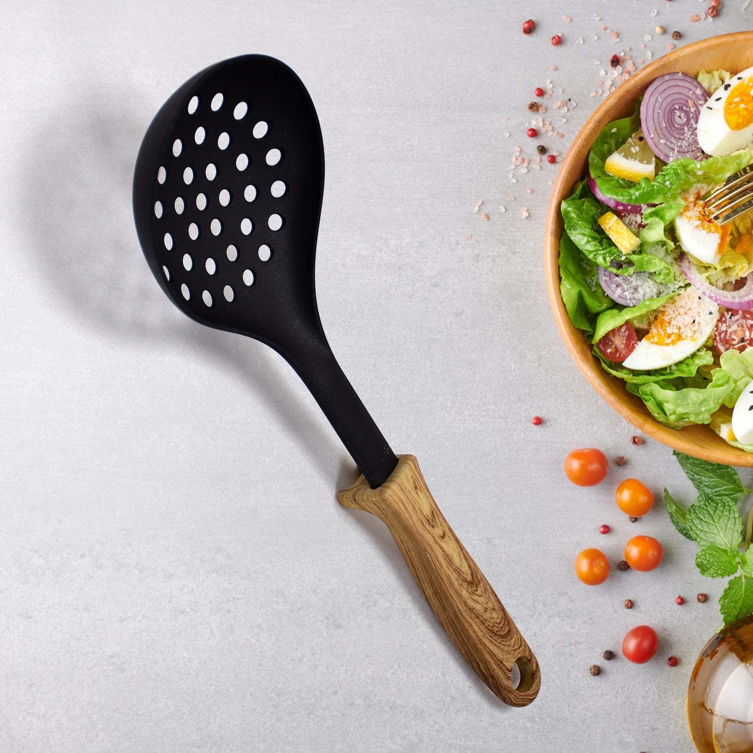 2589 Wooden Handle Design Silicone Kitchenware Non-stick Cookware Cooking Shovel Spoon Slotted Shovel Kitchen Utensils with Storage Bucket DeoDap 2589 Wooden Handle Design Silicone Kitchenware Non-stick Cookware Cooking Shovel Spoon Slotted Shovel Kitchen Utensils with Storage Bucket DeoDap